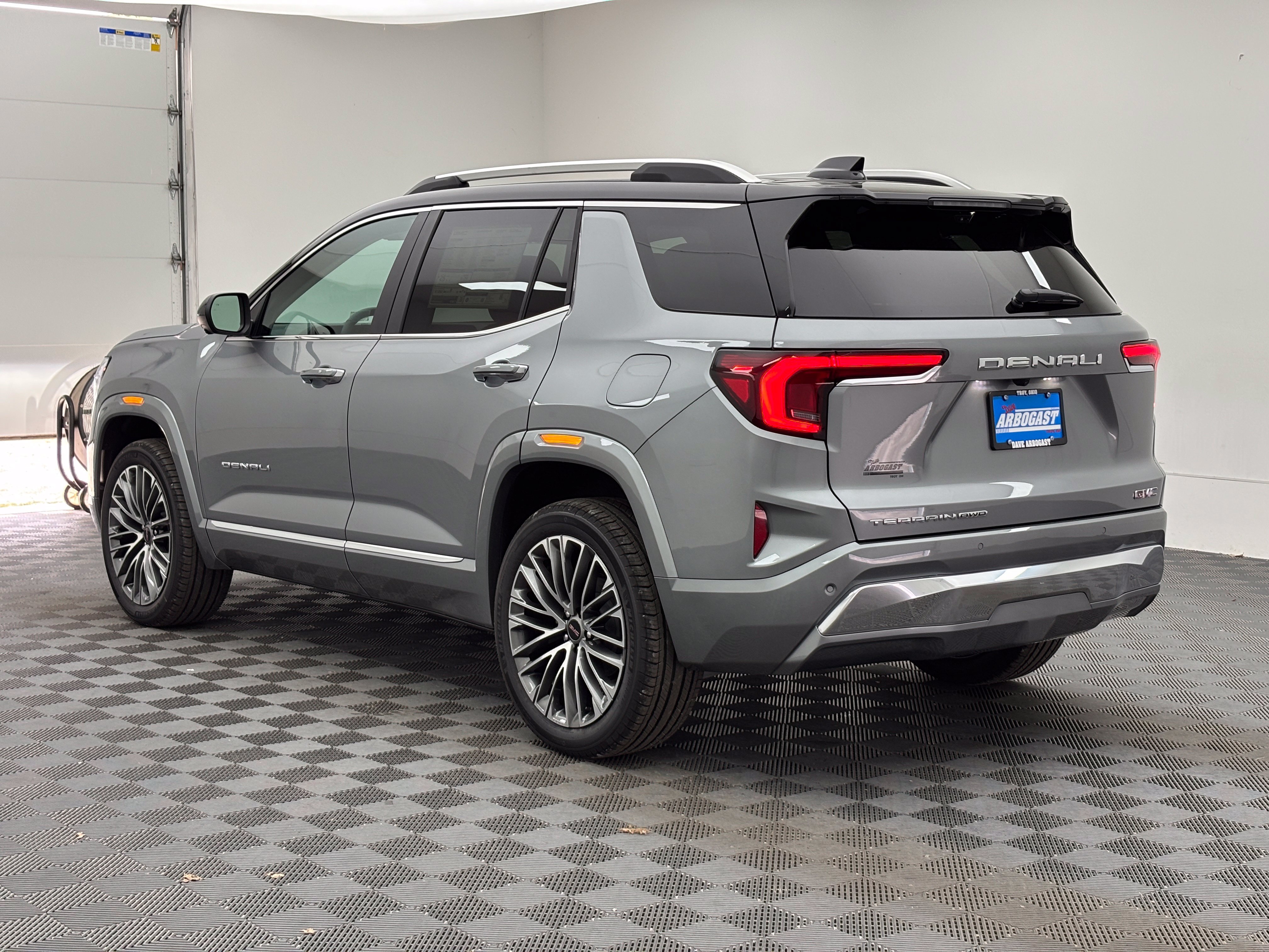 New 2027 GMC Terrain Denali w/ LPO, Floor Liner Package AWD/4WD image 14