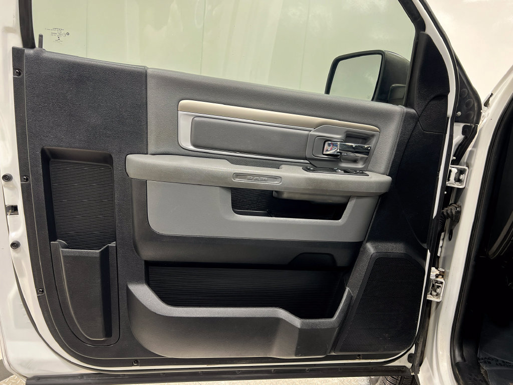 Used 2014 RAM 1500 Express AWD/4WD image 12