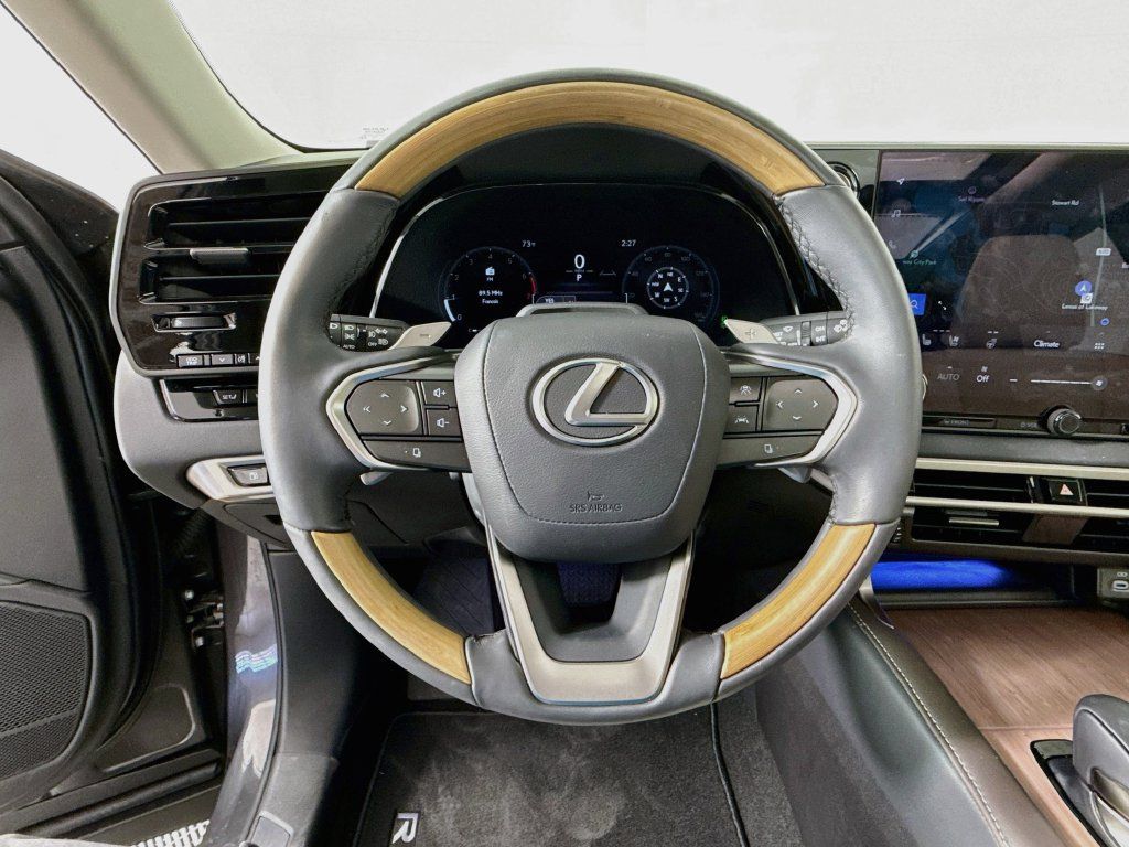 Used 2025 Lexus RX 350 AWD w/ Convenience Package image 11