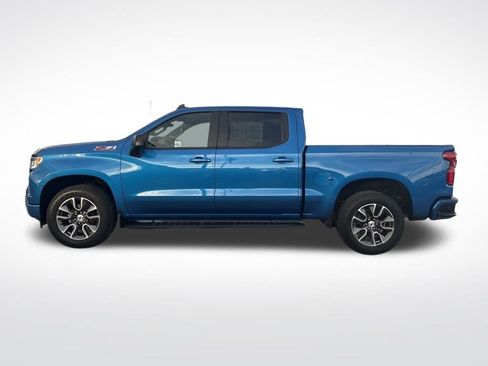 Used 2023 Chevrolet Silverado 1500 RST image 2