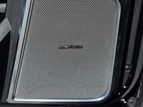 New 2025 RAM 2500 Laramie image 22