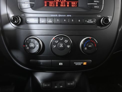 Used 2014 Kia Soul image 27