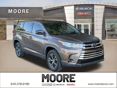 Used 2019 Toyota Highlander LE