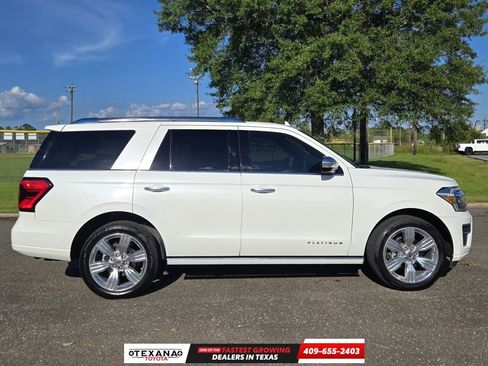 Used 2023 Ford Expedition Platinum image 8