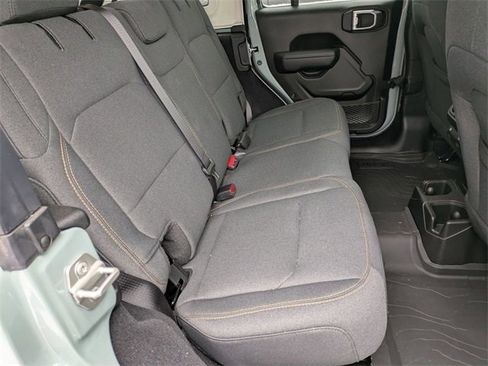 Used 2024 Jeep Wrangler Willys image 27