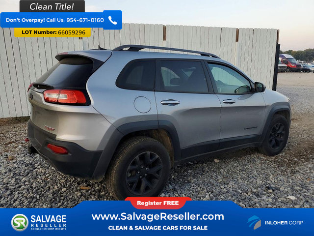 Used 2016 Jeep Cherokee Trailhawk w/ Cold Weather Group AWD/4WD image 4