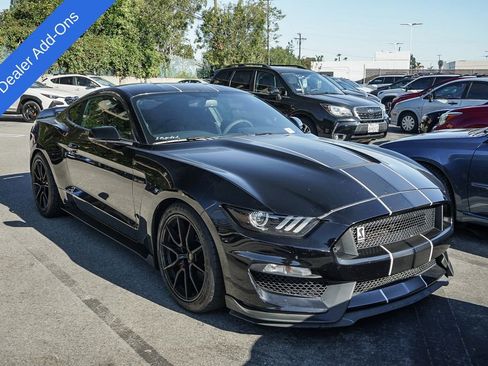 Used 2020 Ford Mustang Shelby GT350 image 2