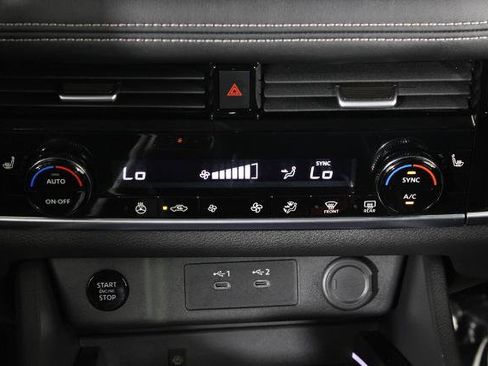 Certified 2026 Nissan Rogue SL AWD/4WD image 23