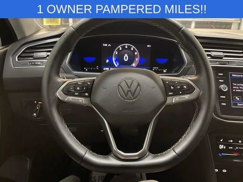 Used 2023 Volkswagen Tiguan SE image 18