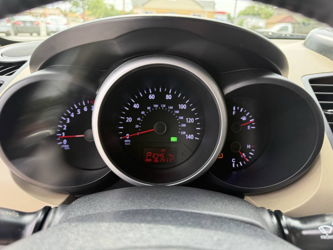 Used 2013 Kia Soul ! FWD image 16