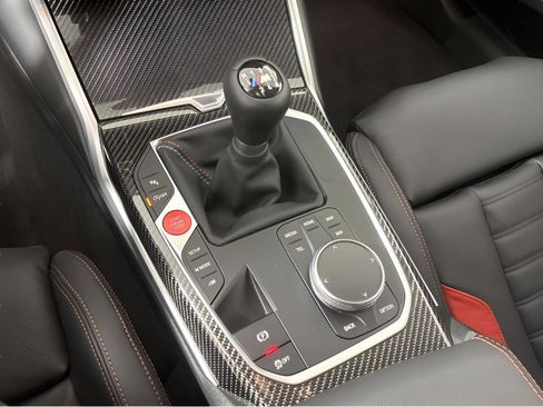 Used 2025 BMW M2 image 24
