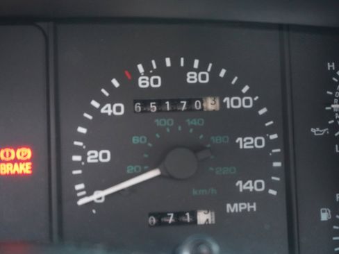 Used 1993 Ford Mustang LX image 39