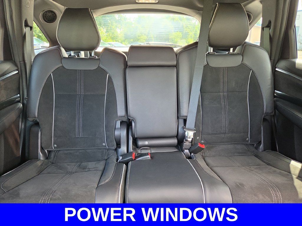 Used 2020 Acura MDX w/ Technology Package AWD/4WD image 13