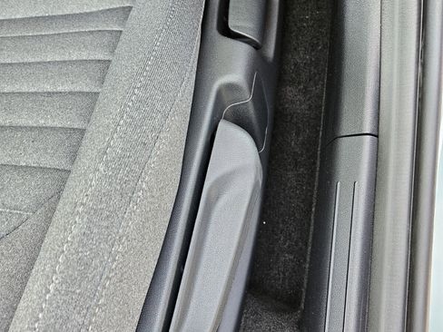 New 2025 Kia K4 EX image 9