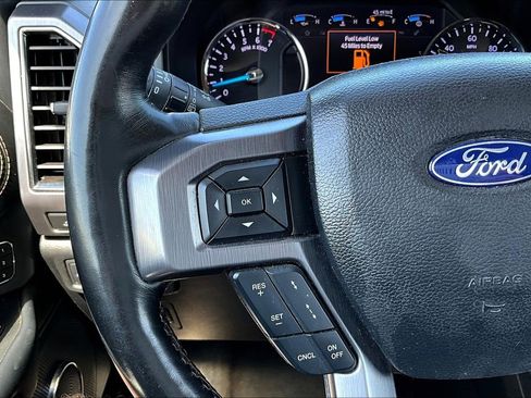 Used 2020 Ford Expedition Platinum image 24