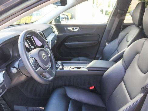 Used 2023 Volvo XC60 B5 Core w/ Climate Package image 23