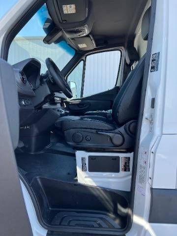 Used 2024 Mercedes-Benz Sprinter 3500 image 24