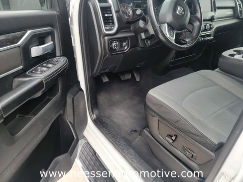 Used 2024 RAM 2500 Big Horn image 14