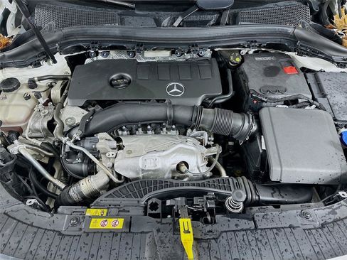 Certified 2023 Mercedes-Benz GLA 250 4MATIC image 39