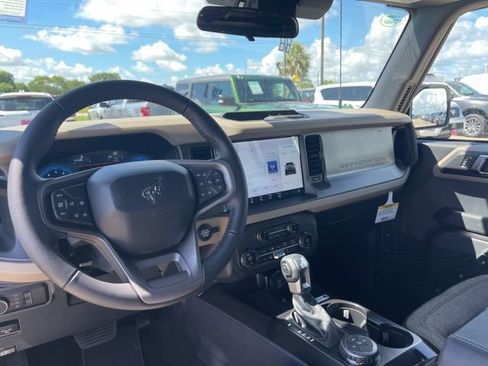 New 2025 Ford Bronco Big Bend image 15