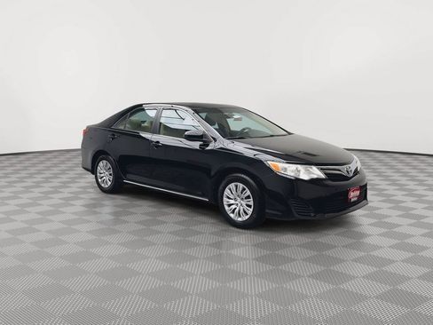 Used 2012 Toyota Camry LE FWD image 24