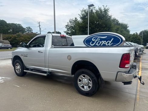 Used 2017 RAM 3500 SLT AWD/4WD image 4