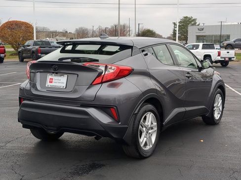 Certified 2021 Toyota C-HR LE image 5