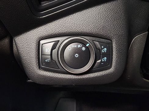 Used 2019 Ford Escape SEL image 40