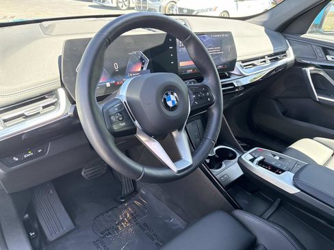 Used 2025 BMW X1 xDrive28i AWD/4WD image 23