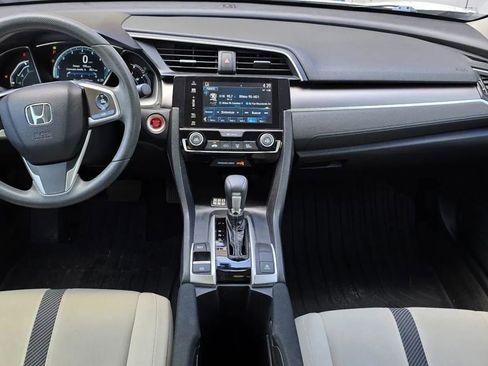 Used 2018 Honda Civic EX image 8