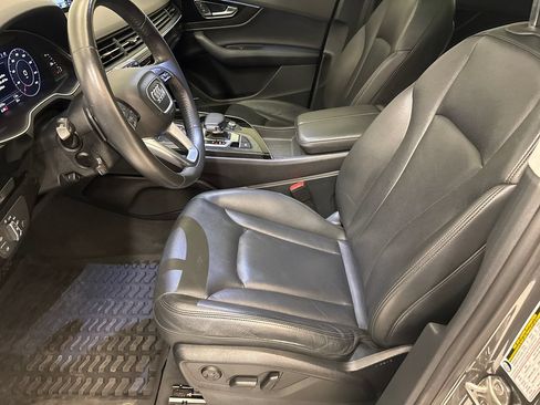 Used 2019 Audi Q7 3.0T Premium Plus w/ Premium Plus Package AWD/4WD image 19