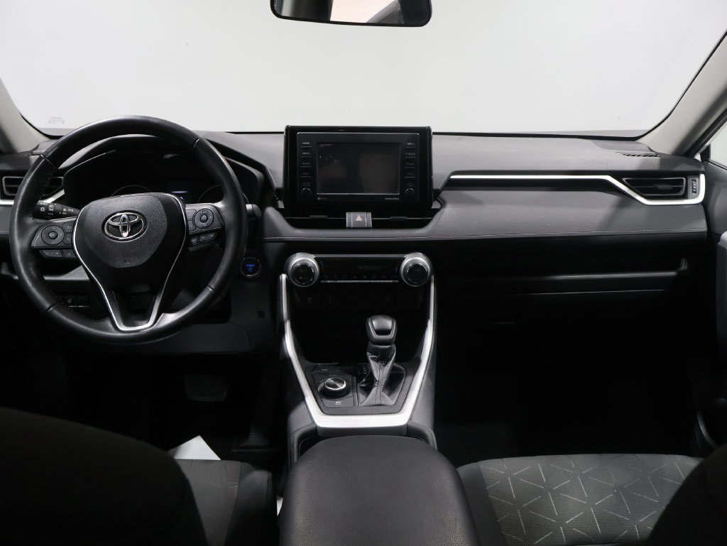Used 2021 Toyota RAV4 XLE w/ XLE Grade Weather Package AWD/4WD image 15