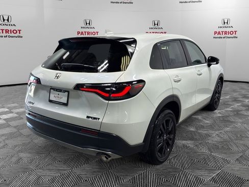 New 2026 Honda HR-V Sport image 4