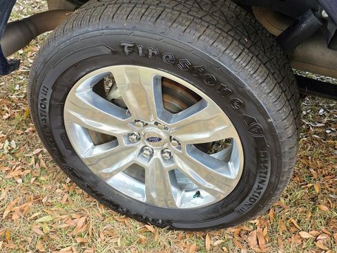 Used 2019 Ford F150 Platinum AWD/4WD image 14