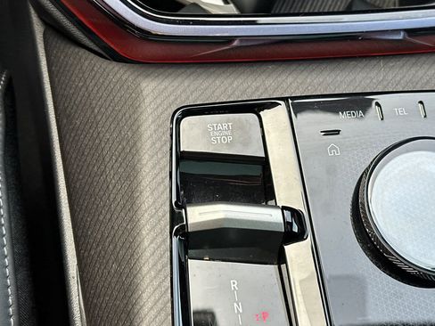 Used 2025 BMW X3 xDrive30i w/ Premium Package image 25