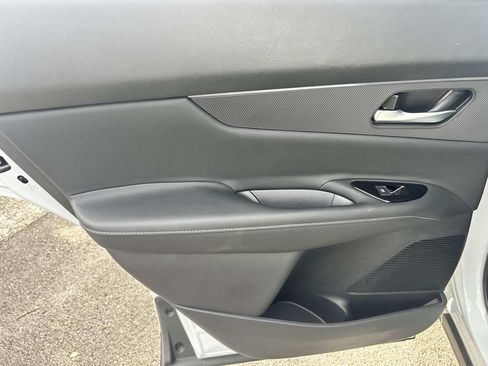 Certified 2025 Nissan Murano SV AWD/4WD image 22