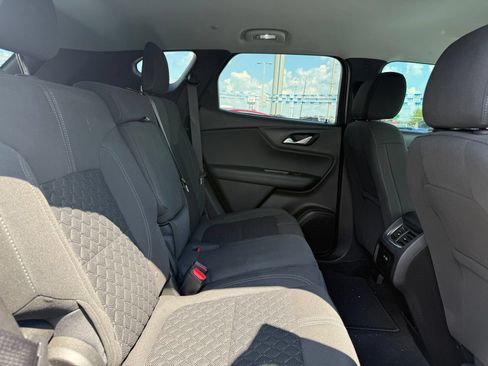 Used 2020 Chevrolet Blazer LT FWD image 8