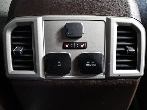 Certified 2022 Ford F450 King Ranch w/ Chrome Package image 28