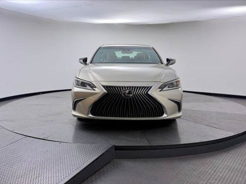 Used 2019 Lexus ES 350 w/ Premium Package FWD image 11