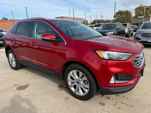 Used 2024 Ford Edge Titanium w/ Equipment Group 301A image 8