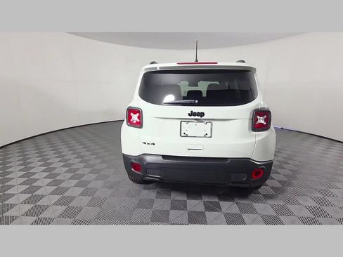 Used 2023 Jeep Renegade Altitude AWD/4WD image 41