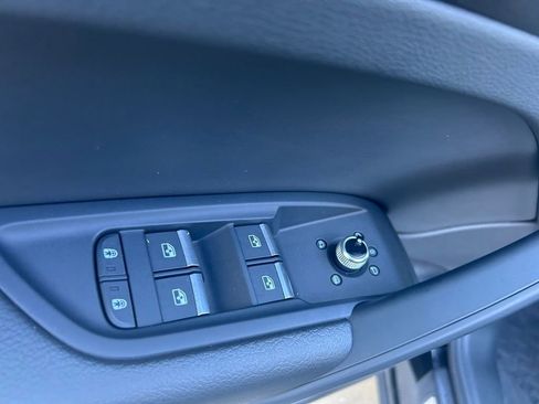 Used 2023 Audi Q5 2.0T Premium w/ Convenience Package image 52