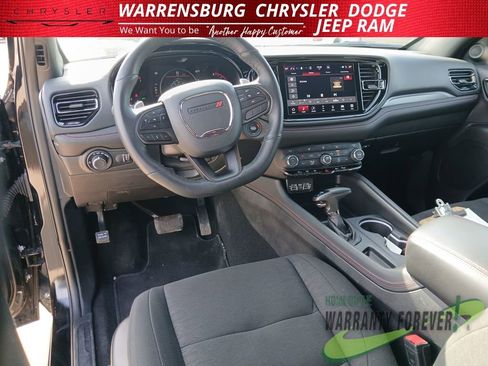 Used 2025 Dodge Durango GT image 17