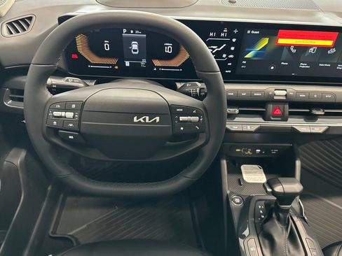 New 2026 Kia K4 EX FWD image 10