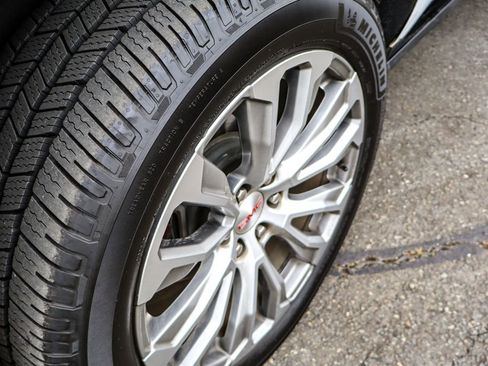 Used 2021 GMC Yukon Denali w/ Denali Premium Package image 43