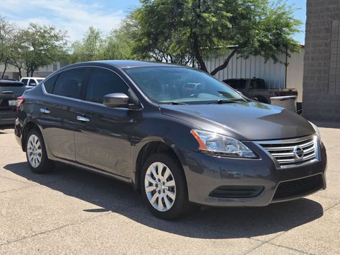 Used 2015 Nissan Sentra SV FWD image 7