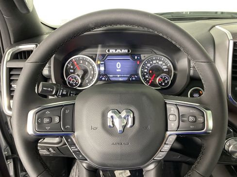 New 2026 RAM 1500 Laramie AWD/4WD image 19