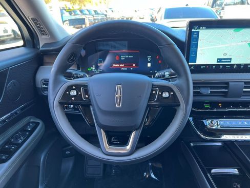 New 2026 Lincoln Corsair Grand Touring image 19