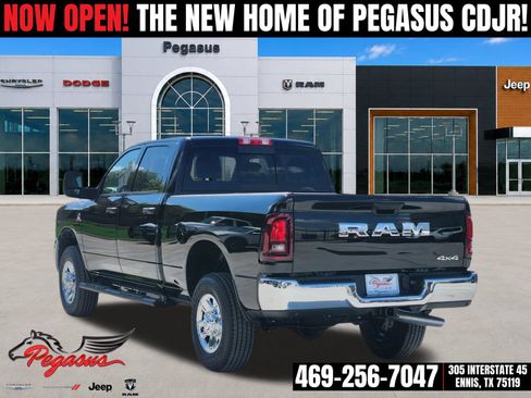 New 2026 RAM 2500 Tradesman AWD/4WD image 4