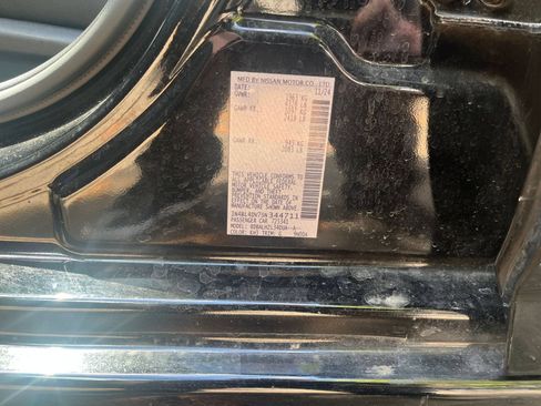 Used 2025 Nissan Altima 2.5 SV FWD image 29